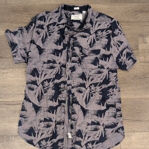 Goodfellow & Co Men's Navy and Light Gray Patterned Shirt